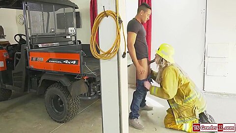Busty Trans Firewoman Aspen Brooks Barebacks And Rims A Guy