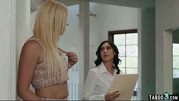 Petite latina thot Alexa Chains fucked by big tits blonde tranny Leah Hayes