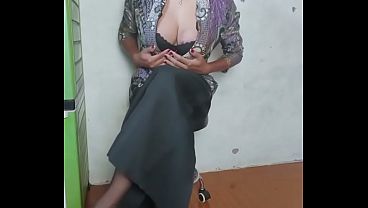 Naughty Hijab Shemale Masturbating And Cumming